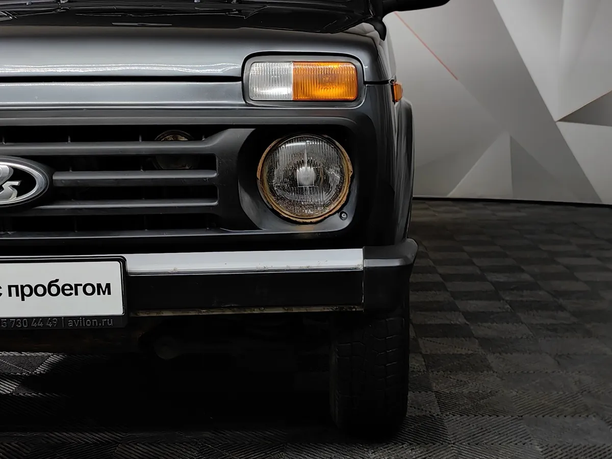 ВАЗ (Lada) 4x4 1.7 MT 8 кл. (83 л.с.) Серый в АВИЛОН. Слайд №10