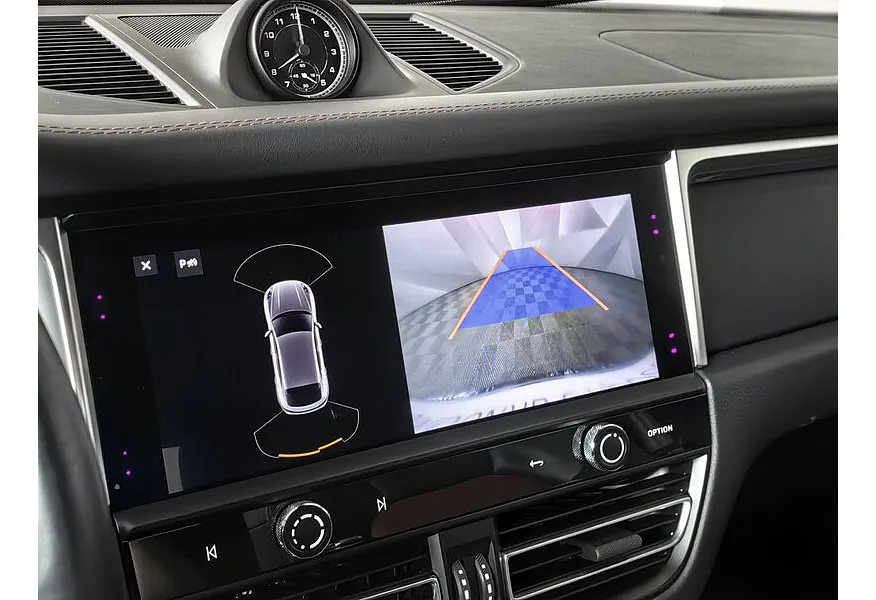 Porsche Macan 2.0 TFSI AMT 4WD (265 л.с.) R4 Белый в АВИЛОН. Слайд №19