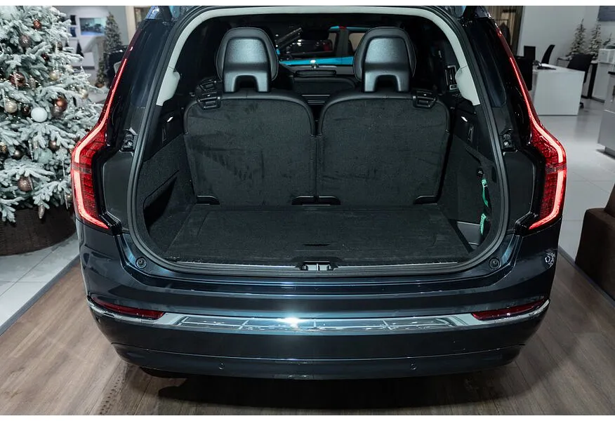 Volvo XC90 2.0 T8 plug-inhybrid AT AWD (7 мест) (455 л.с.) Ultra Bright Синий в АВИЛОН. Слайд №13