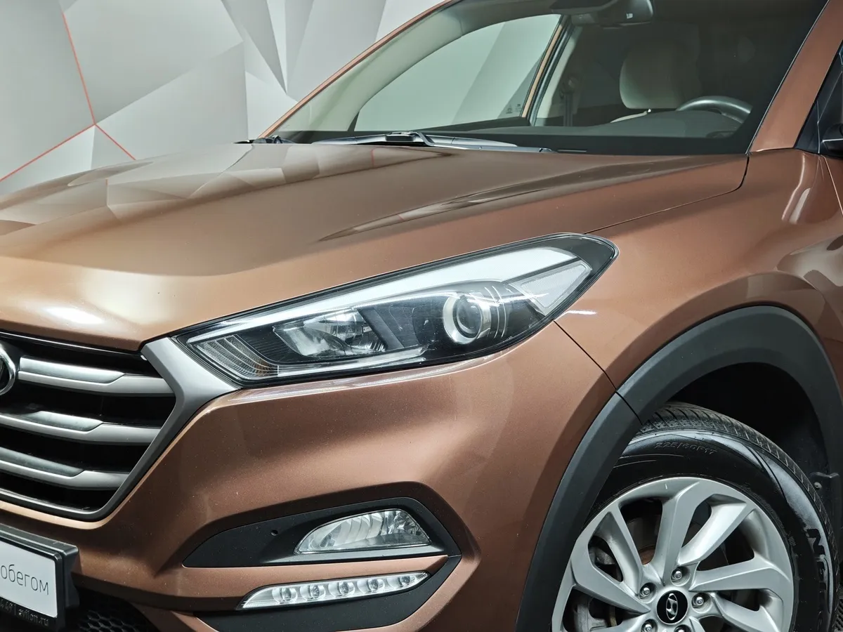 Hyundai Tucson 2.0 AT (150 л.с.) Comfort Коричневый в АВИЛОН. Слайд №10