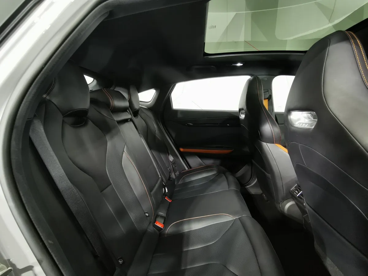 Changan UNI-V 1.5 AMT (181 л.с.) Tech Серый в АВИЛОН. Слайд №16