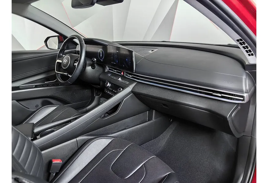 Hyundai Elantra 1.6 AT (128 л.с.) Elegance Красный в АВИЛОН. Слайд №11