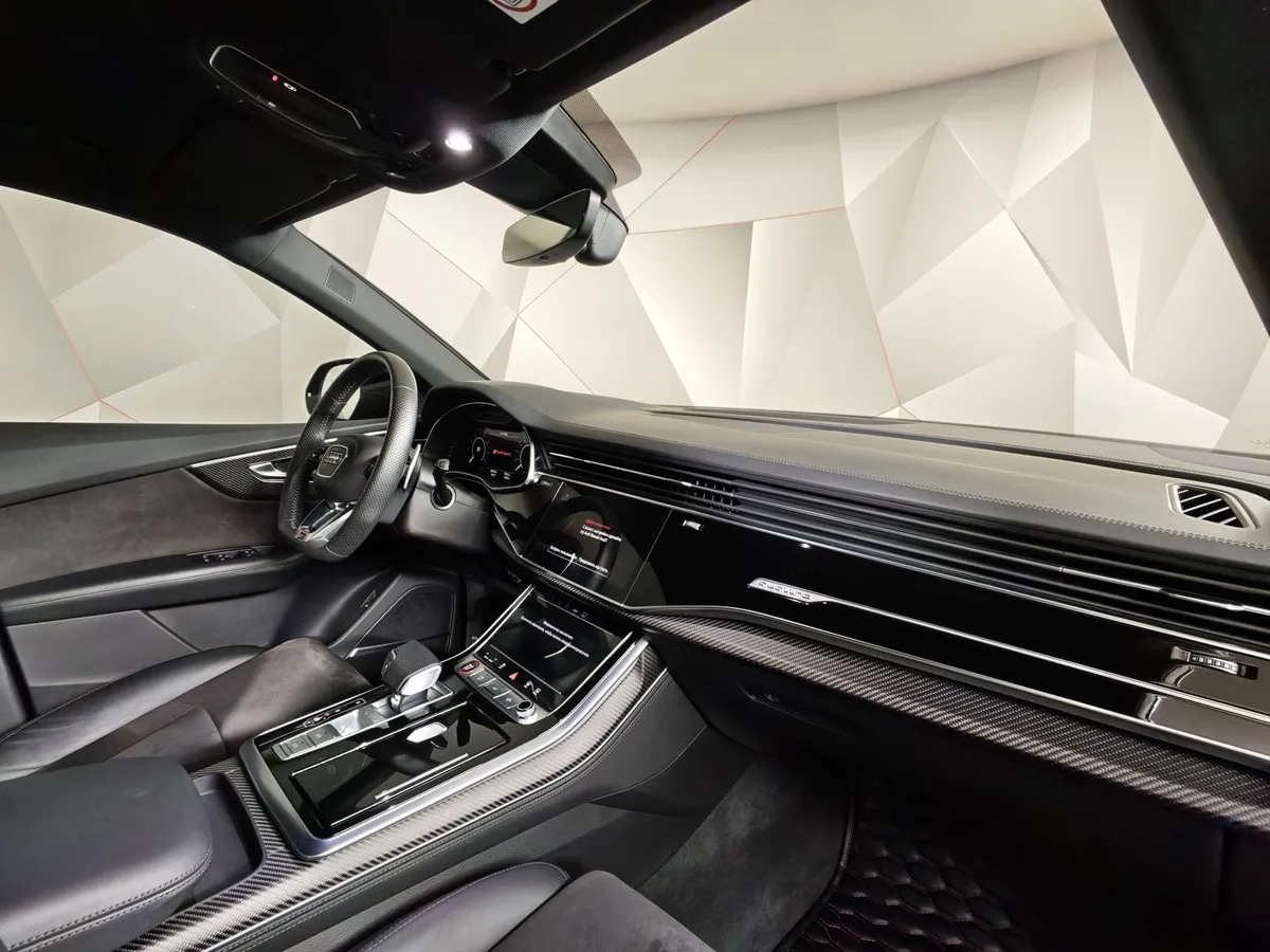Audi RS Q8 4.0 TFSI tiptronic quattro (600 л.с.) Серебристый в АВИЛОН. Слайд №12