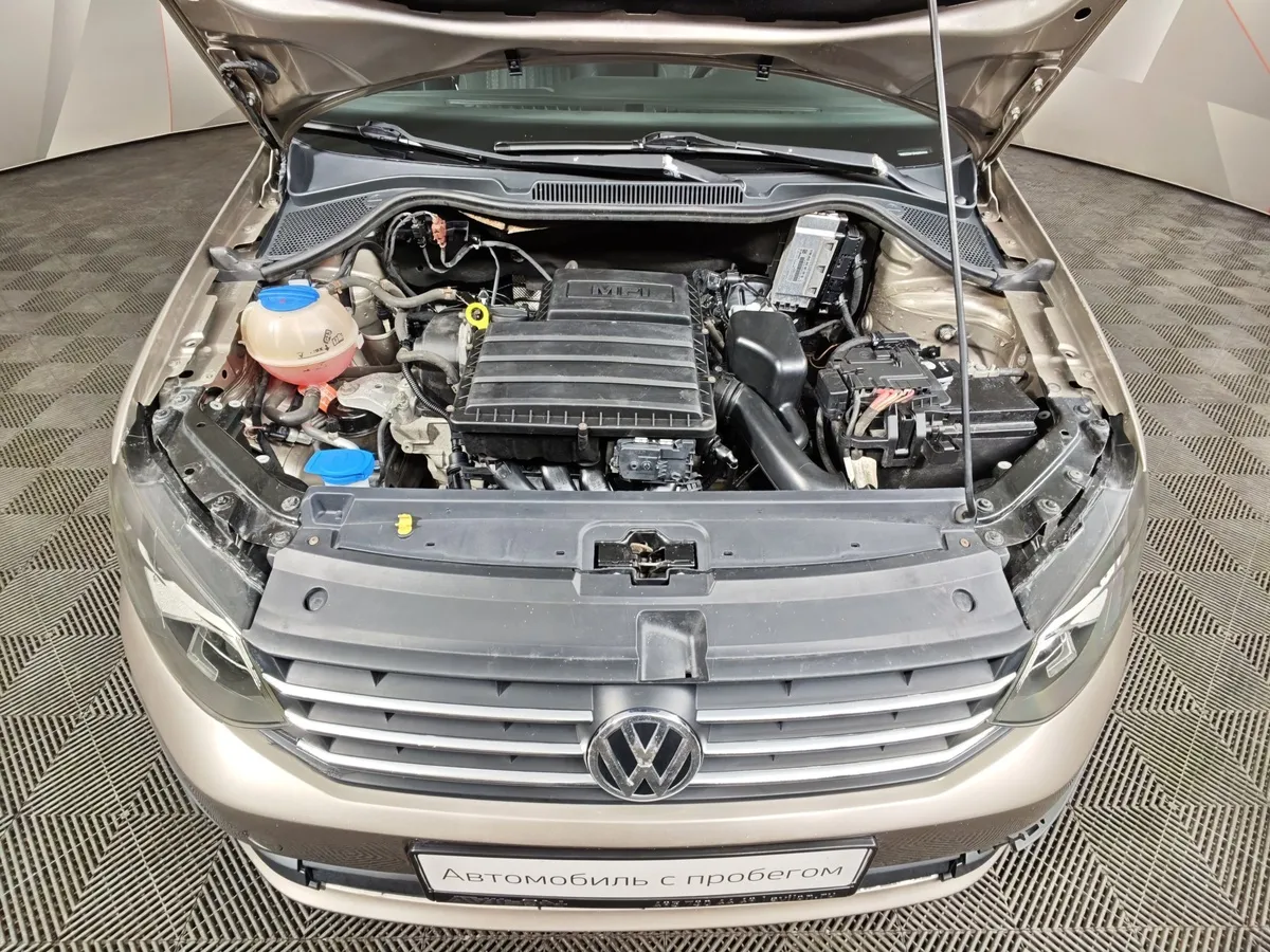 Volkswagen Polo 1.6 MPI AT (110 л.с.) Respect Бежевый в АВИЛОН. Слайд №9
