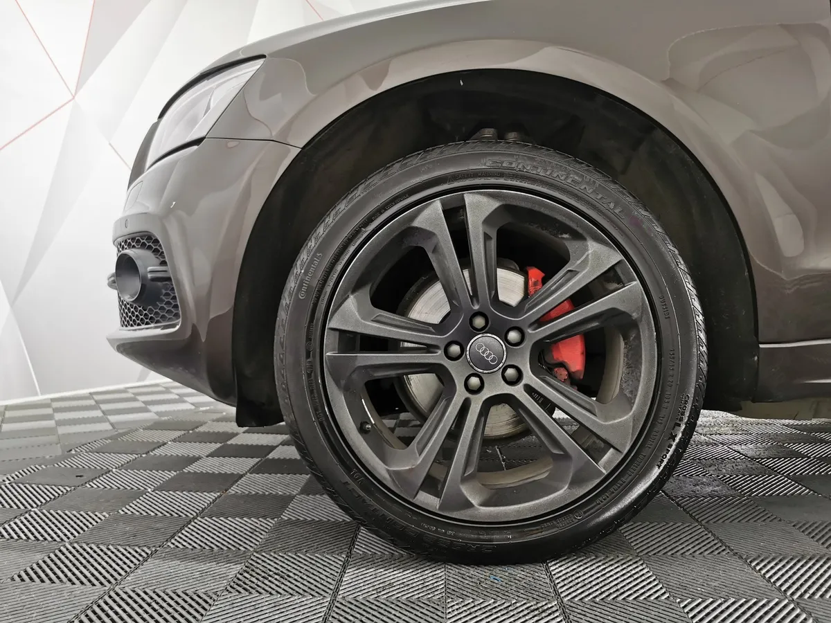 Audi Q5 2.0 TFSI tiptronic quattro (211 л.с.) Коричневый в АВИЛОН. Слайд №9