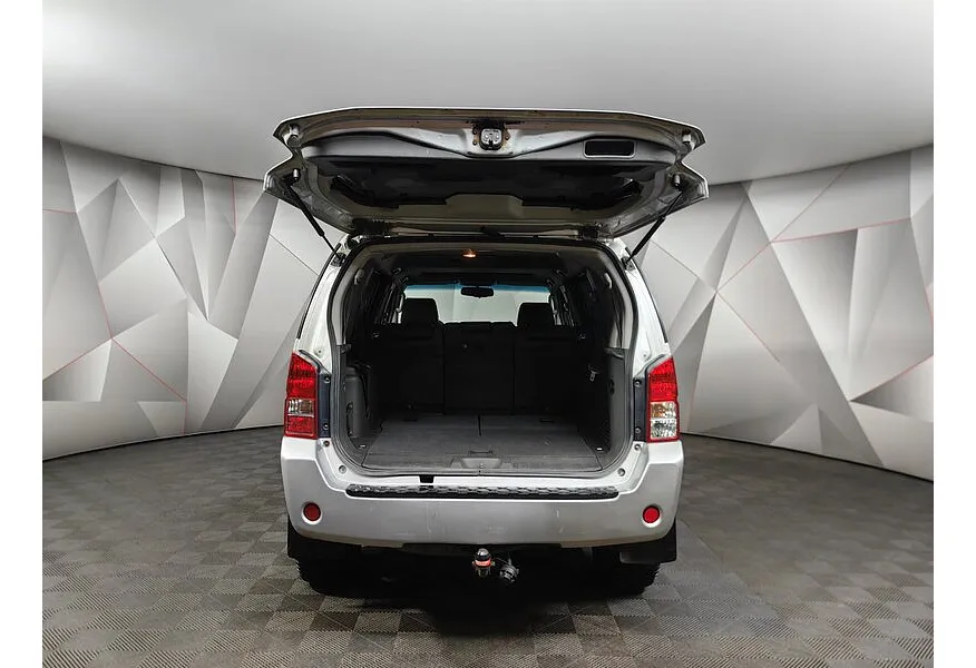 Nissan Pathfinder 4.0 AT (269 л.с.) Серебристый в АВИЛОН. Слайд №10