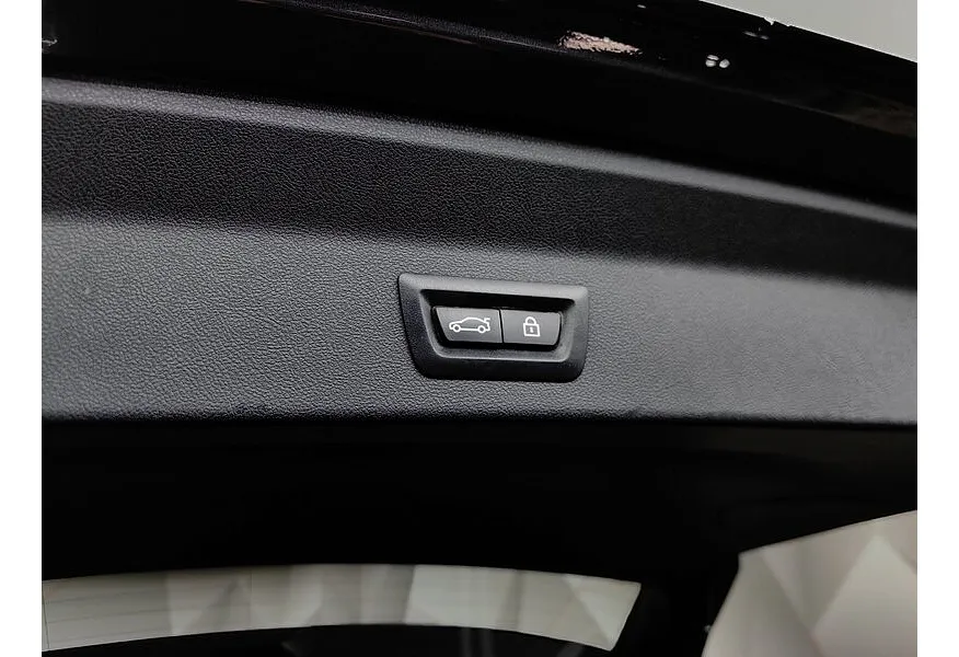 BMW X3 xDrive30d AT (249 л.с.) M Sport Plus Серый в АВИЛОН. Слайд №16