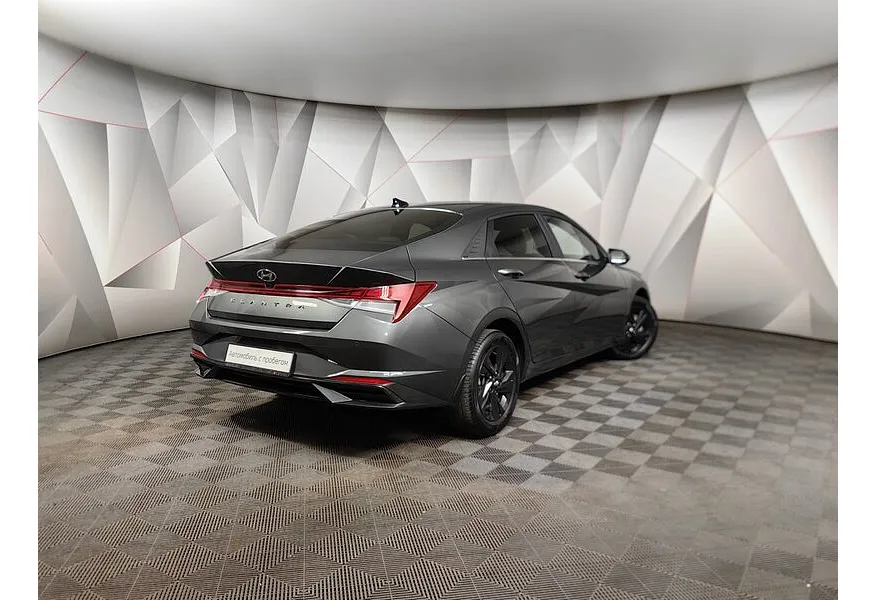 Hyundai Elantra 1.6 AT (128 л.с.) Elegance + Smart Sense Серый в АВИЛОН. Слайд №2