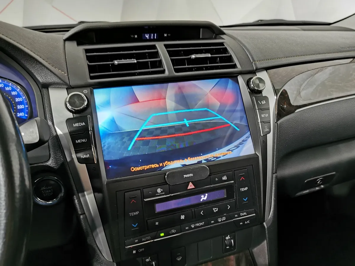 Toyota Camry 2.5 AT (181 л.с.) Стандарт Черный в АВИЛОН. Слайд №20