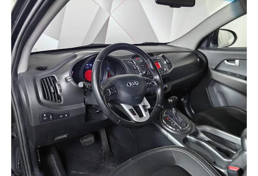 Kia Sportage 2.0 AT (150 л.с.) Черный в АВИЛОН. Слайд №19