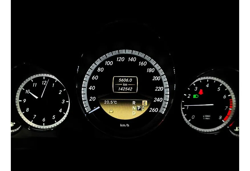 Mercedes-Benz E-Класс E 300 7G-Tronic Plus (231 л.с.) Серый в АВИЛОН. Слайд №18 Mercedes-Benz E-Класс E 300 7G-Tronic Plus (231 л.с.) Серый в АВИЛОН. Слайд №18