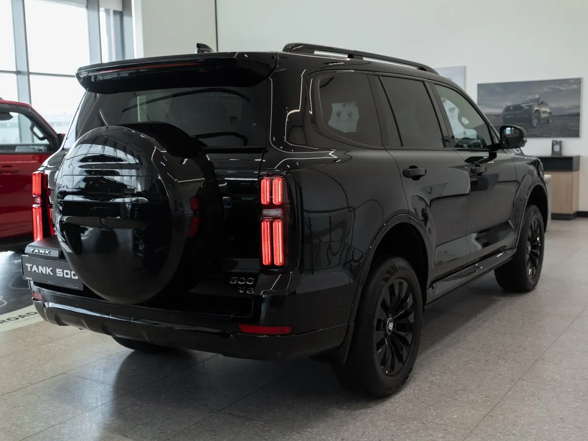 TANK 500 3.0 Turbo V6 AT 4WD (354 л.с.) Оникс Черный в АВИЛОН. Слайд №5