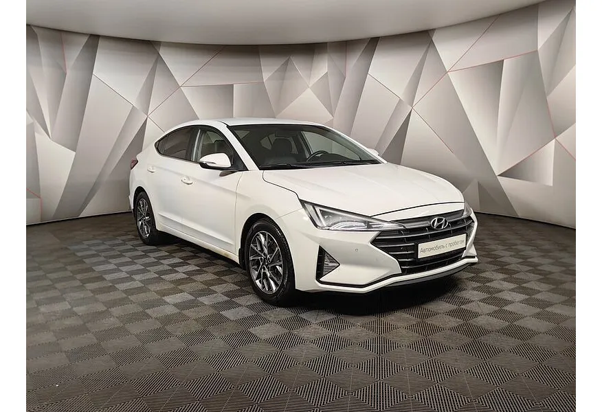 АВИЛОН - Hyundai Elantra 2.0 AT (150 л.с.) Family Белый - slide 1