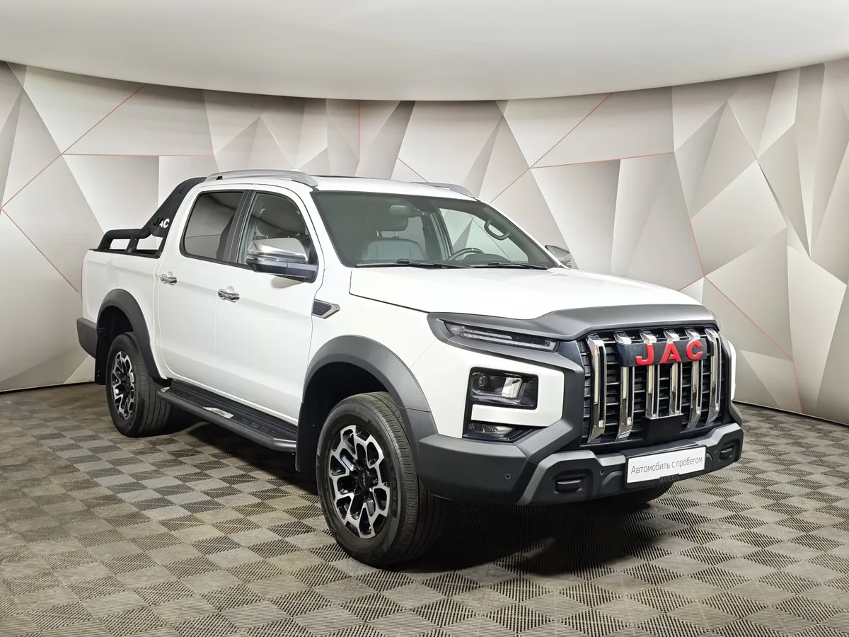JAC T9 2.0 AT 4WD (224 л.с.) Эксплор Белый в АВИЛОН. Слайд №3