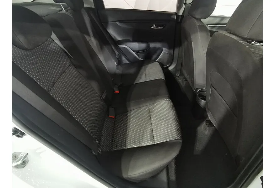 АВИЛОН - Kia Rio 1.4 AT (100 л.с.) Fleet Белый - slide 9