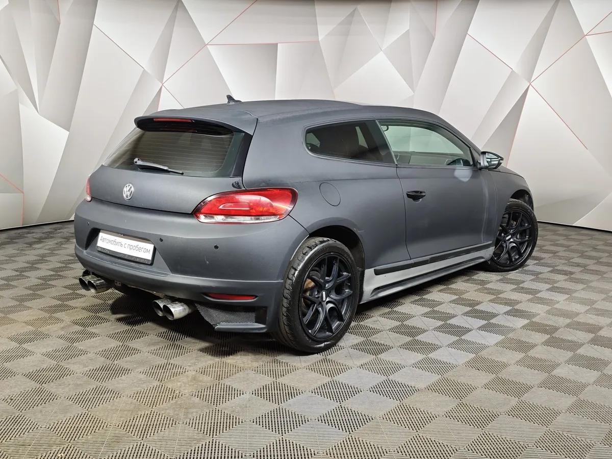 Volkswagen Scirocco 2.0 TSI DSG (210 л.с.) Черный в АВИЛОН. Слайд №2