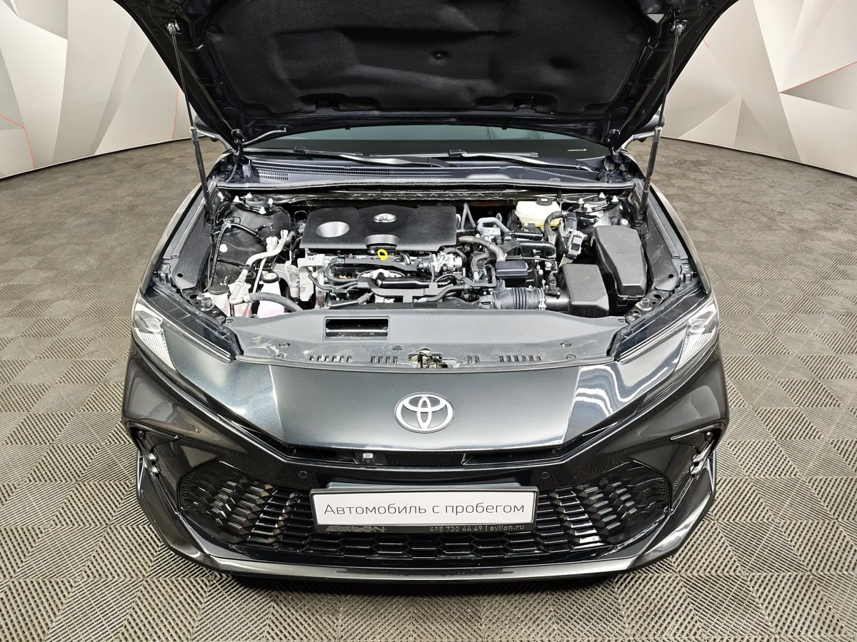 Toyota Camry 2.0h CVT (197 л.с.) Sport Plus Черный в АВИЛОН. Слайд №10