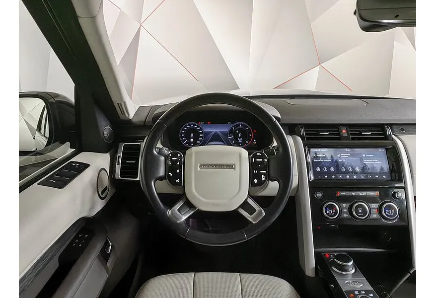 Land Rover Discovery 2.0 SD4 AT 4WD (240 л.с.) Черный в АВИЛОН. Слайд №20