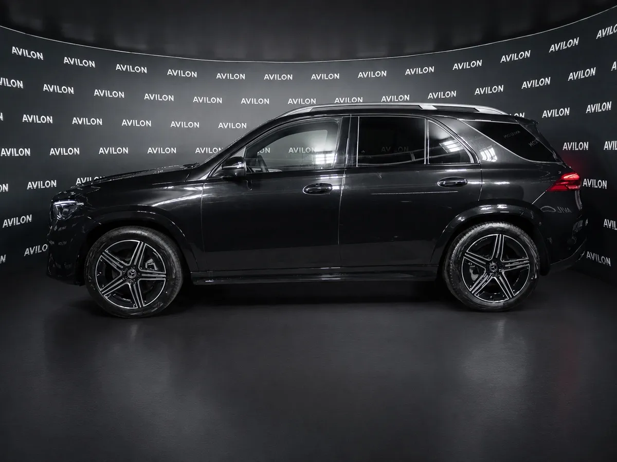 Mercedes-Benz GLE 300d 4MATIC 9G-TRONIC (269 л.с.) Черный в АВИЛОН. Слайд №3