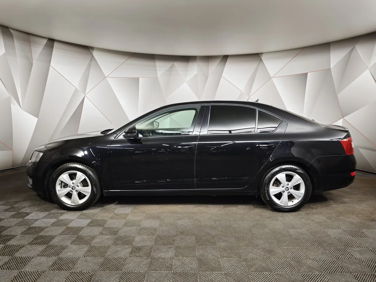 Skoda Octavia 1.8 TSI DSG (180 л.с.) Черный в АВИЛОН. Слайд №5