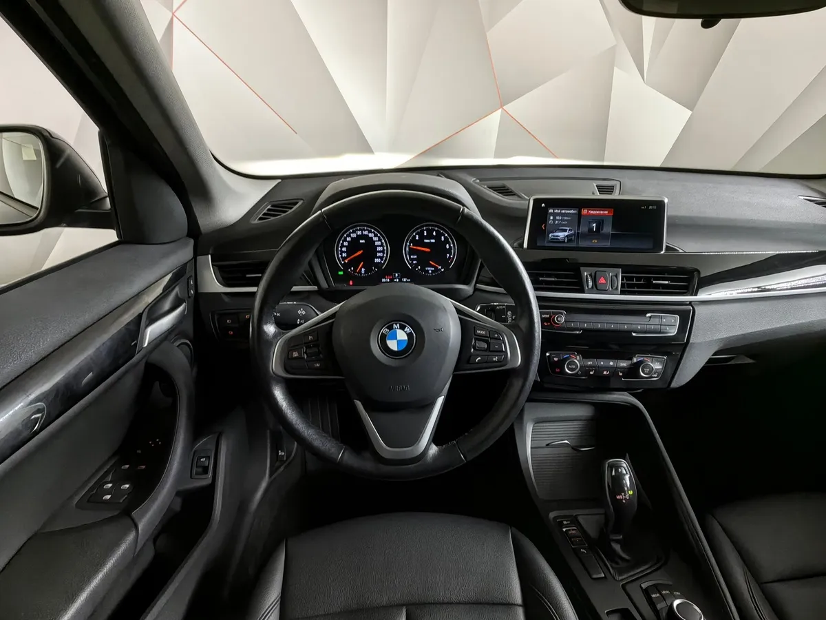 BMW X1 18i sDrive (140 л.с.) Синий в АВИЛОН. Слайд №15