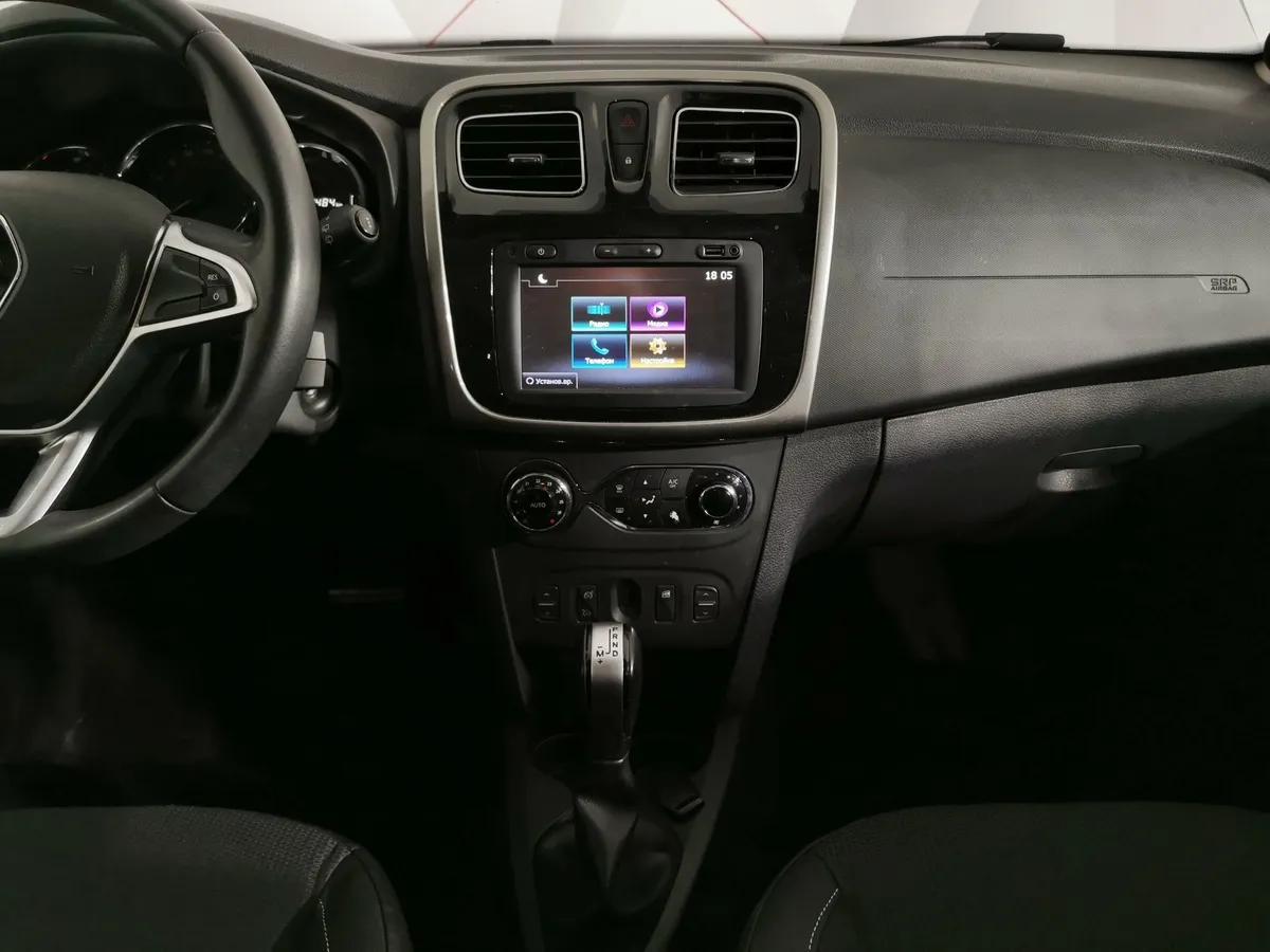 Renault Sandero 1.6 CVT (113 л.с.) Stepway Life City Красный в АВИЛОН. Слайд №14