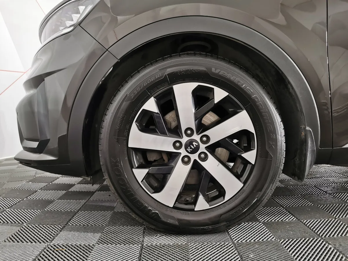 Kia Sorento 2.2 CRDi 4WD DCT (199 л.с.) Luxe Коричневый в АВИЛОН. Слайд №9