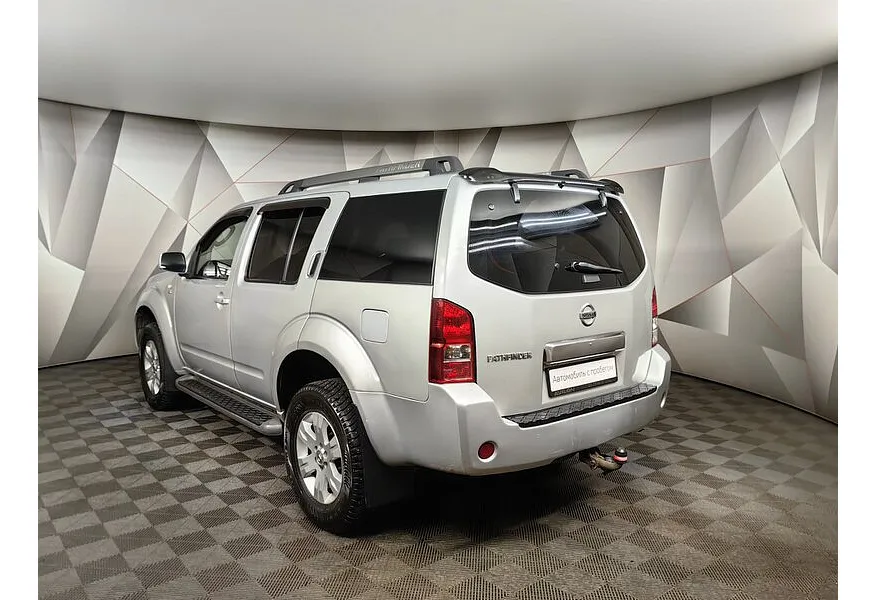 Nissan Pathfinder 4.0 AT (269 л.с.) Серебристый в АВИЛОН. Слайд №4