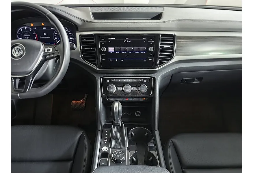 АВИЛОН - Volkswagen Teramont 2.0T AT 4Motion (220 л.с.) Status Белый - slide 10
