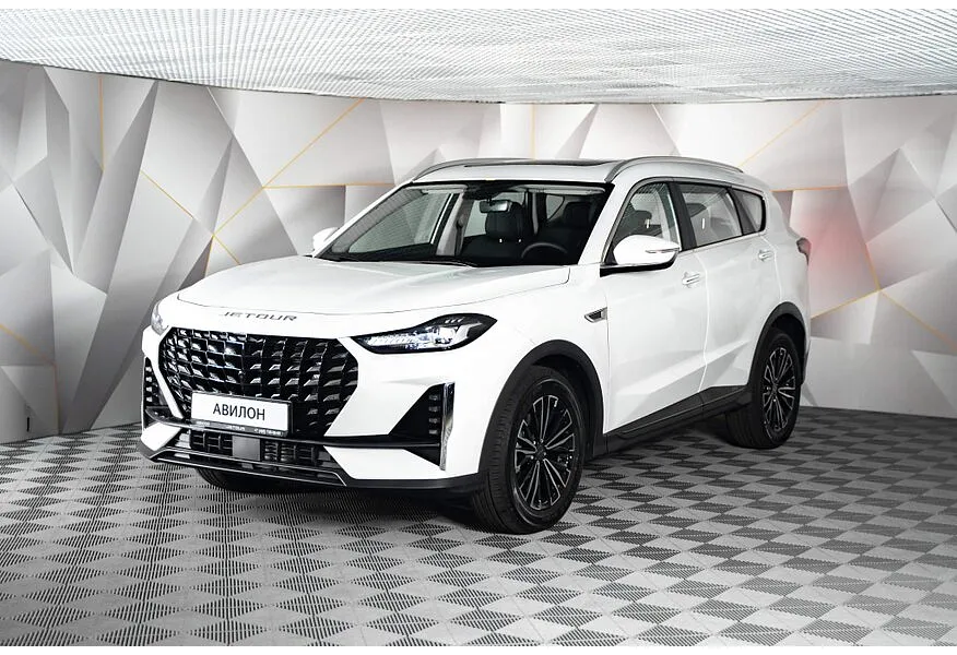 АВИЛОН - JETOUR X70 Plus 1.6 DCT (190 л.с.) Comfort Белый - slide 0