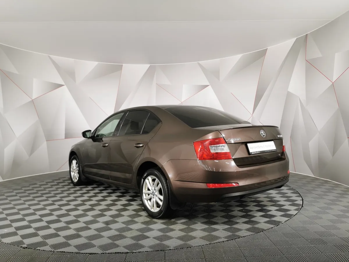 Skoda Octavia 1.4 TSI DSG (150 л.с.) Ambition Коричневый в АВИЛОН. Слайд №4