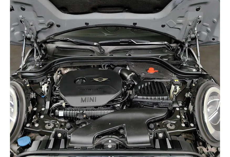MINI 3 двери Cooper S 2.0 AT (192 л.с.) Серый в АВИЛОН. Слайд №17