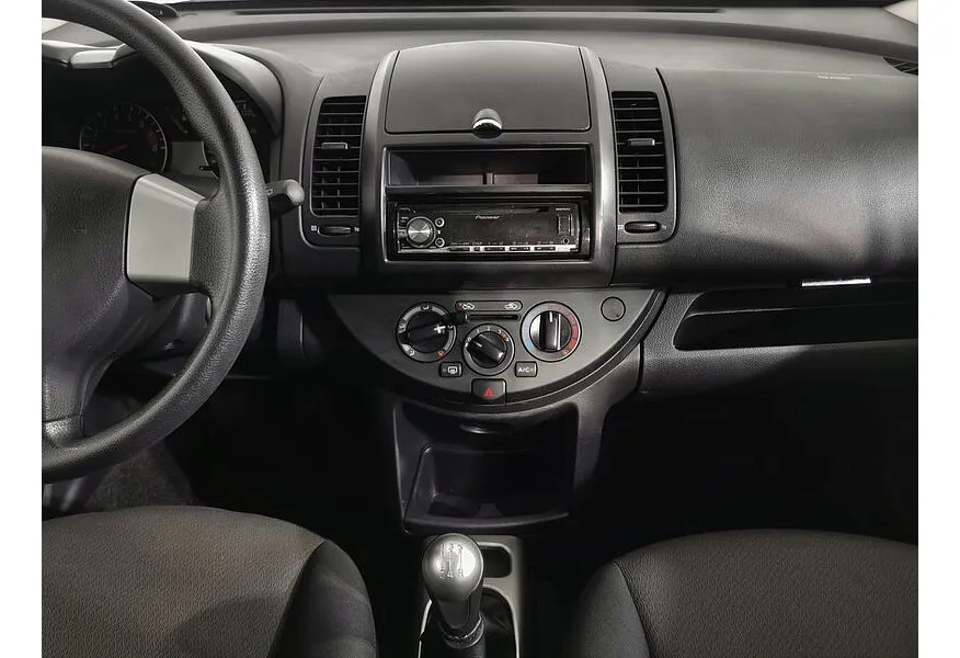 Nissan Note 1.4 MT (88 л.с.) Comfort Оранжевый в АВИЛОН. Слайд №13