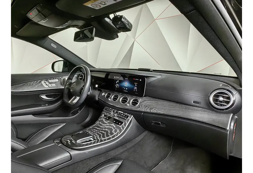 Mercedes-Benz E-Класс E 350 4MATIC 9G-TRONIC (299 л.с.) Черный в АВИЛОН. Слайд №13