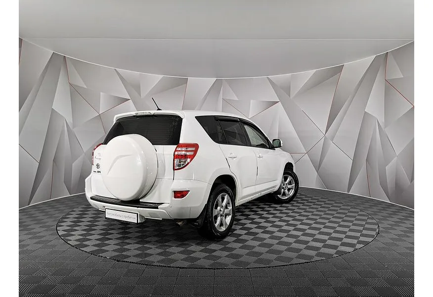 Toyota RAV4 2.0 CVT (158 л.с.) Белый в АВИЛОН. Слайд №2