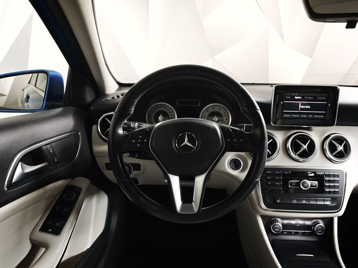 Mercedes-Benz A-Класс A 180 7G-DCT (122 л.с.) Особая серия Голубой в АВИЛОН. Слайд №18