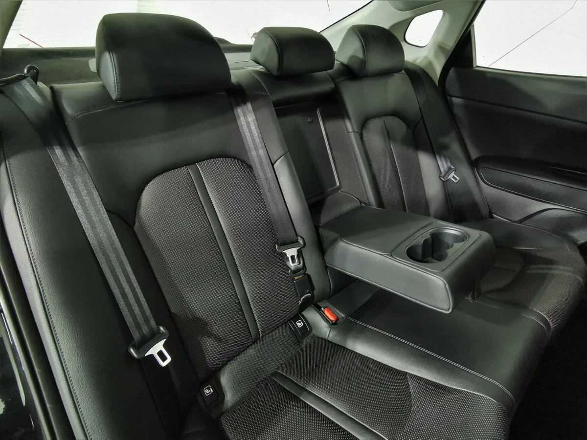 Kia Optima 2.0 AT (150 л.с.) Черный в АВИЛОН. Слайд №16