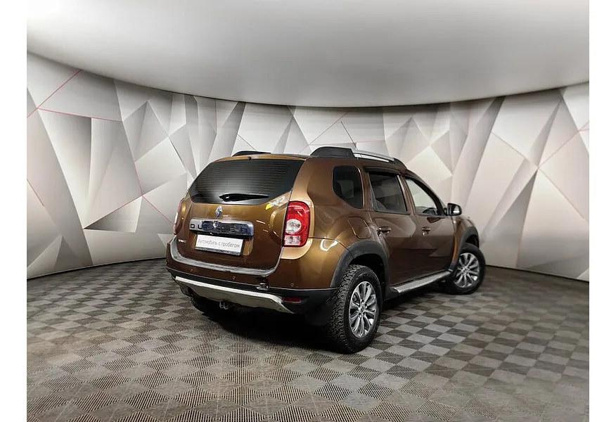 Renault Duster 1.6 MT 4x4 (114 л.с.) Коричневый в АВИЛОН. Слайд №2