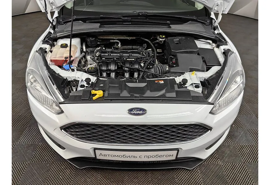 Ford Focus 1.6 PowerShift (105 л.с.) Trend Белый в АВИЛОН. Слайд №11
