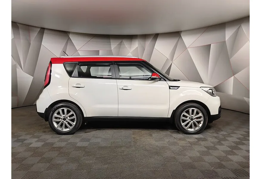 Kia Soul 1.6 AT (124 л.с.) Белый в АВИЛОН. Слайд №6