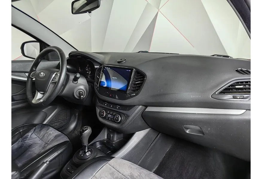 ВАЗ (Lada) Vesta 1.8 MT (122 л.с.) Черный в АВИЛОН. Слайд №12