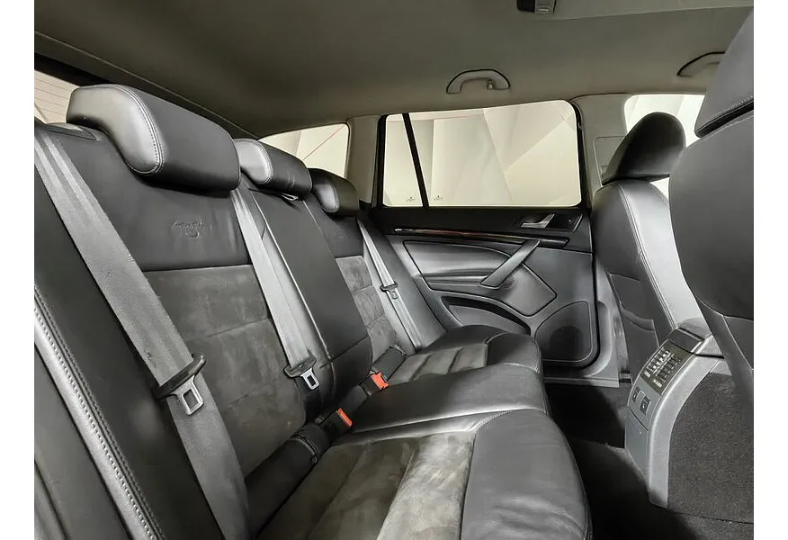 Skoda Octavia 2.0 TDI DSG (140 л.с.) Серый в АВИЛОН. Слайд №13