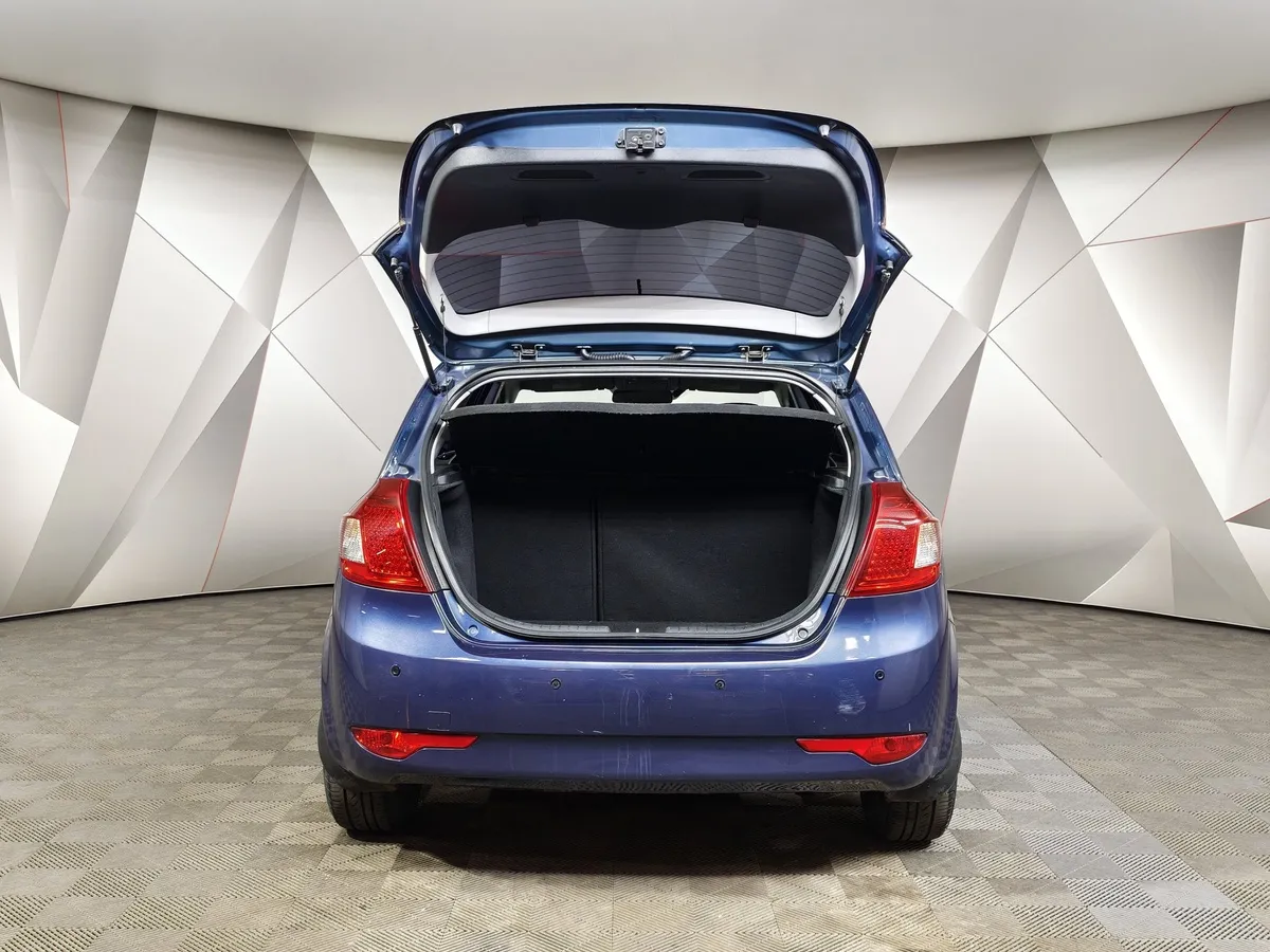 Kia Ceed 1.6 AT (126 л.с.) Comfort Белый в АВИЛОН. Слайд №11