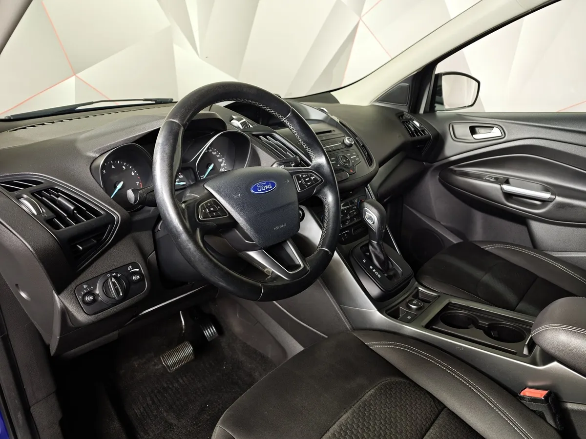 Ford Kuga 2.5 AT (150 л.с.) Trend Синий в АВИЛОН. Слайд №18
