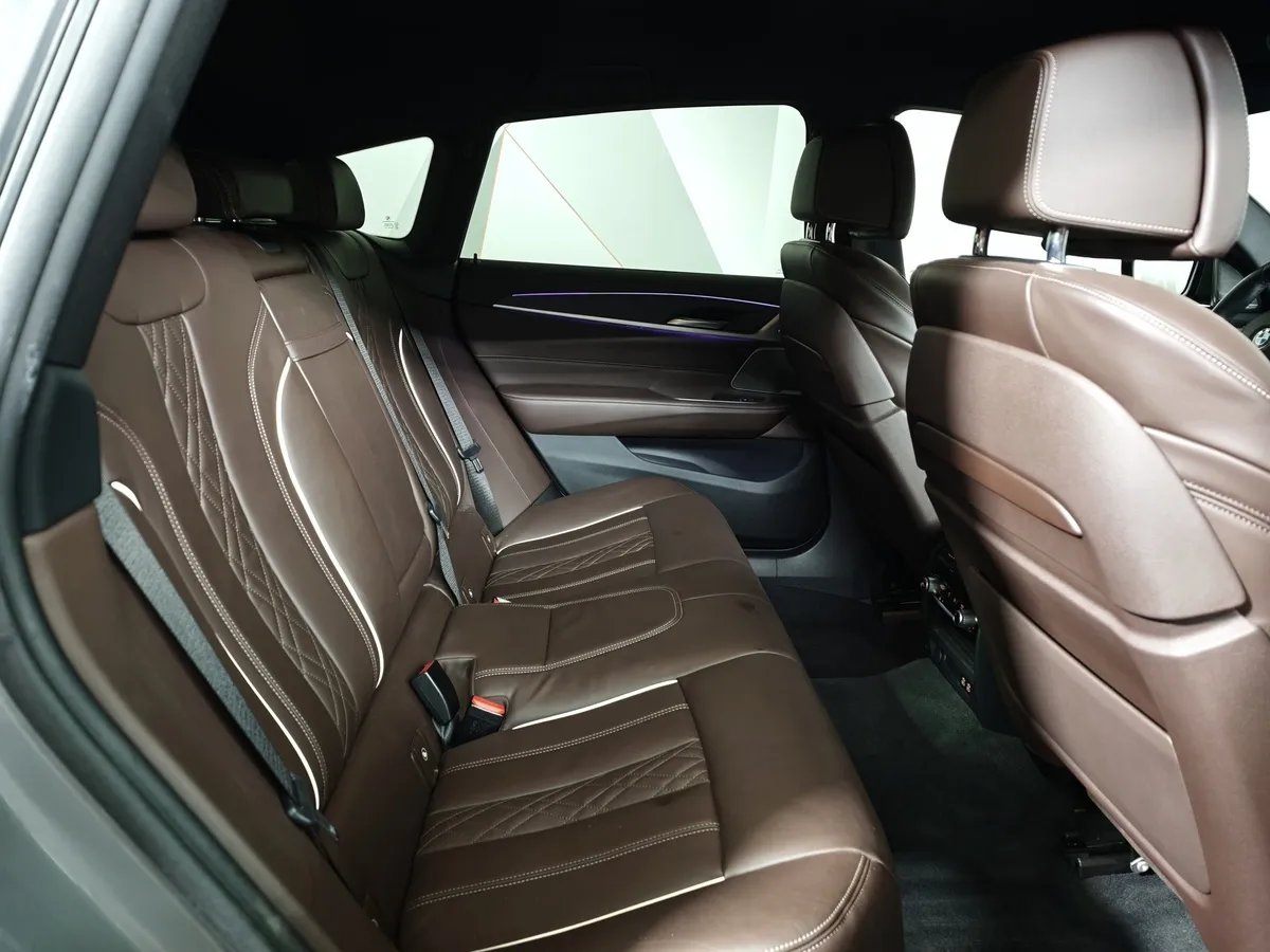 BMW 6 серия 630d xDrive Steptronic (249 л.с.) M Sport Pro Серый в АВИЛОН. Слайд №14