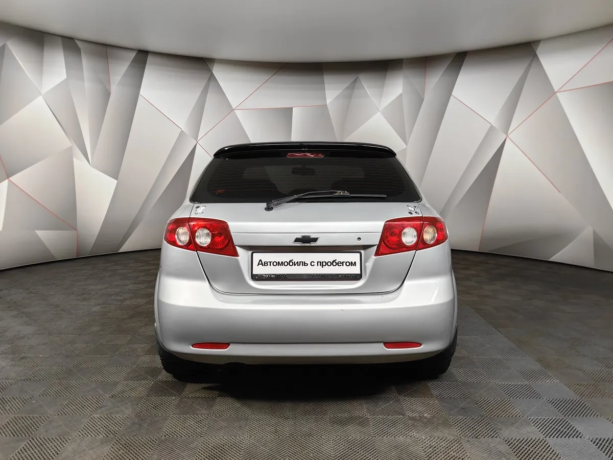 Chevrolet Lacetti 1.4 MT (95 л.с.) Серебристый в АВИЛОН. Слайд №8
