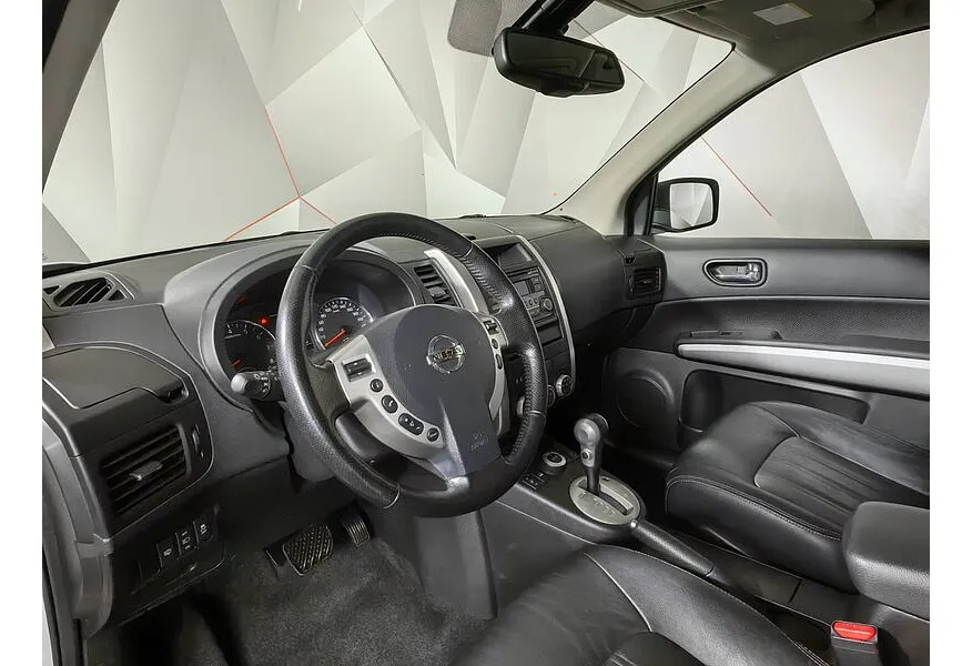 Nissan X-Trail 2.0 CVT AWD (141 л.с.) Белый в АВИЛОН. Слайд №19