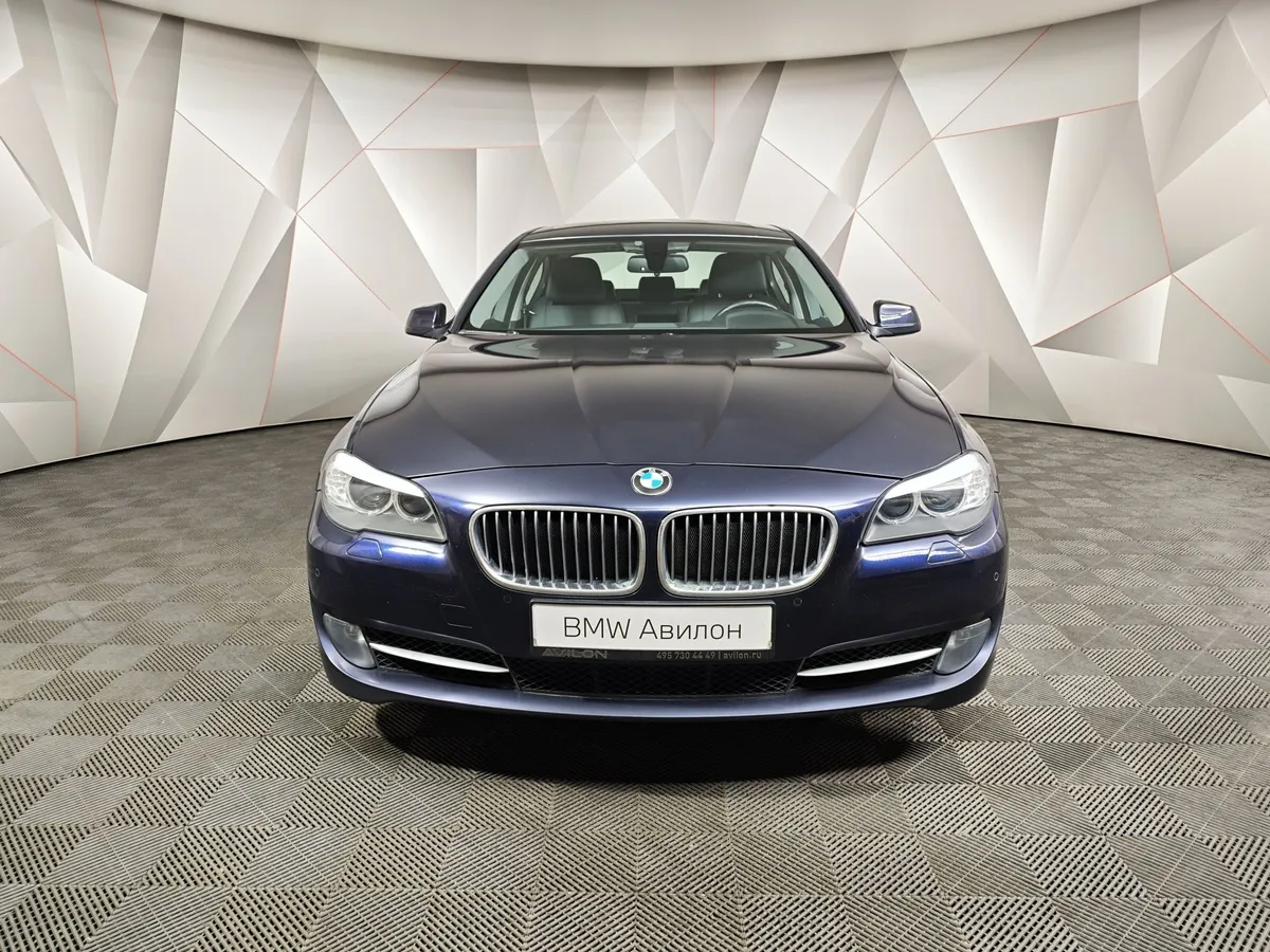BMW 5 серия 528i xDrive Steptronic (245 л.с.) Синий в АВИЛОН. Слайд №3