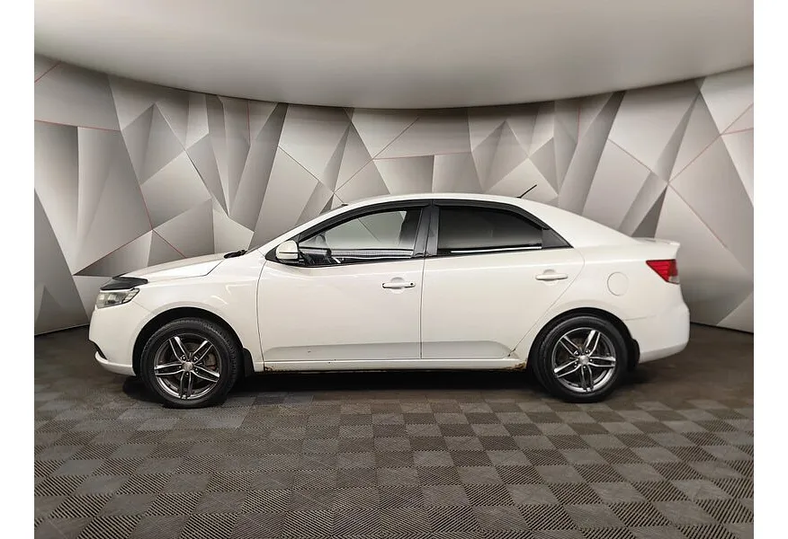 АВИЛОН - Kia Cerato 1.6 MT (126 л.с.) Comfort Белый - slide 2