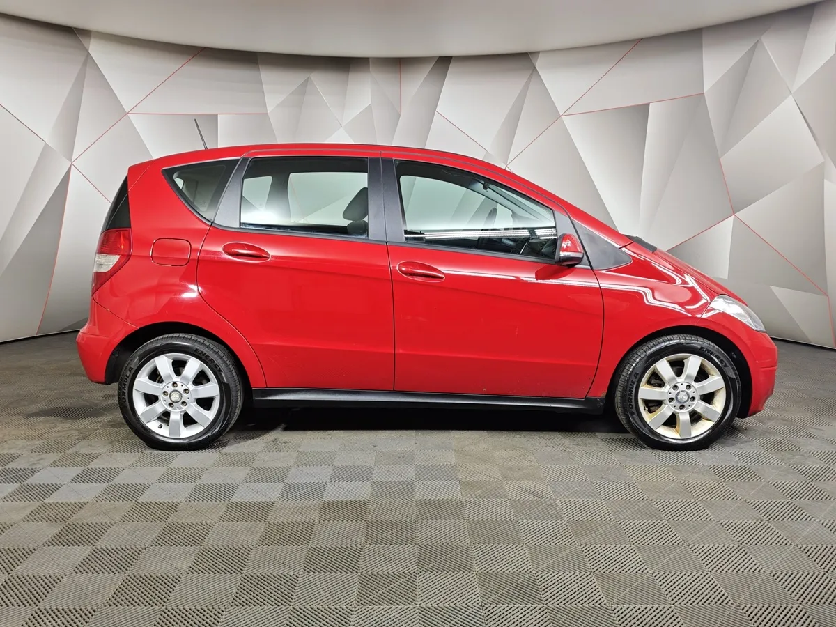 Mercedes-Benz A-Класс A 180 Autotronic (116 л.с.) Красный в АВИЛОН. Слайд №6